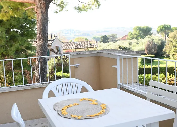 N185 - Numana, Meraviglioso Trilocale Con Terrazzo E Piscina Numana